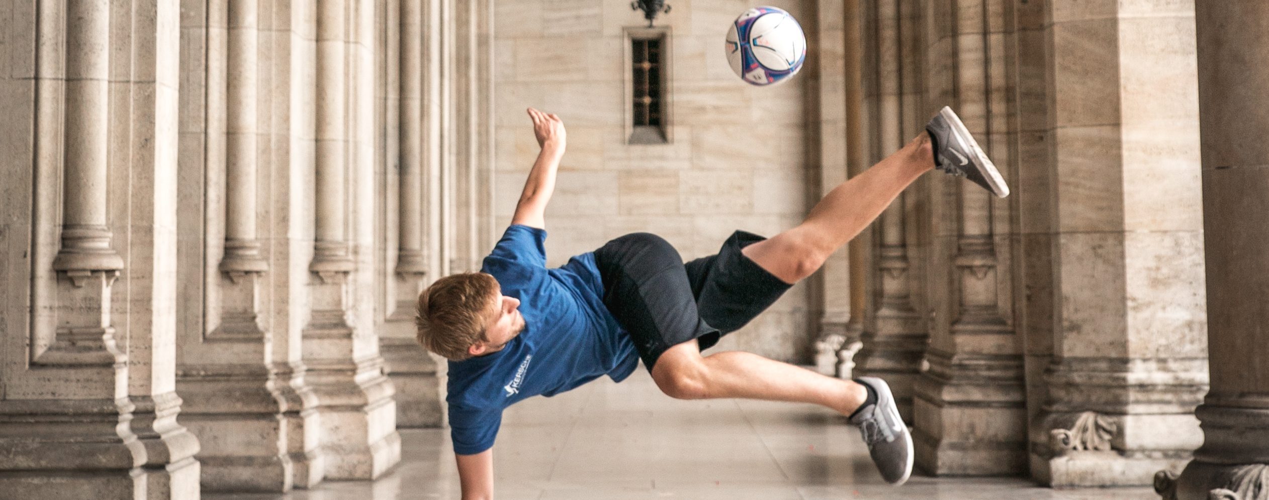 Freestyle Fußball Shooting Wiener Rathaus